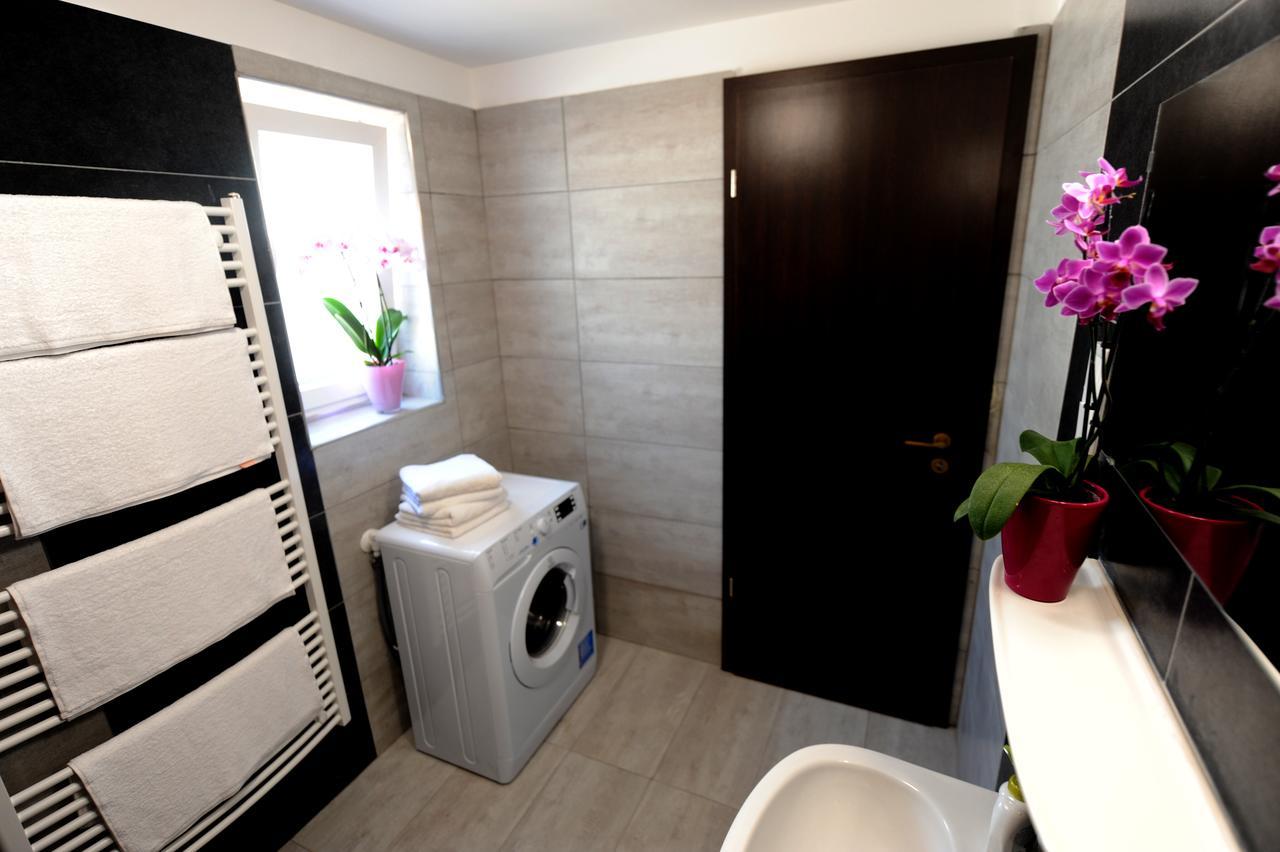 Tiszaliget Apartman Es Szallo Szolnok Exteriér fotografie