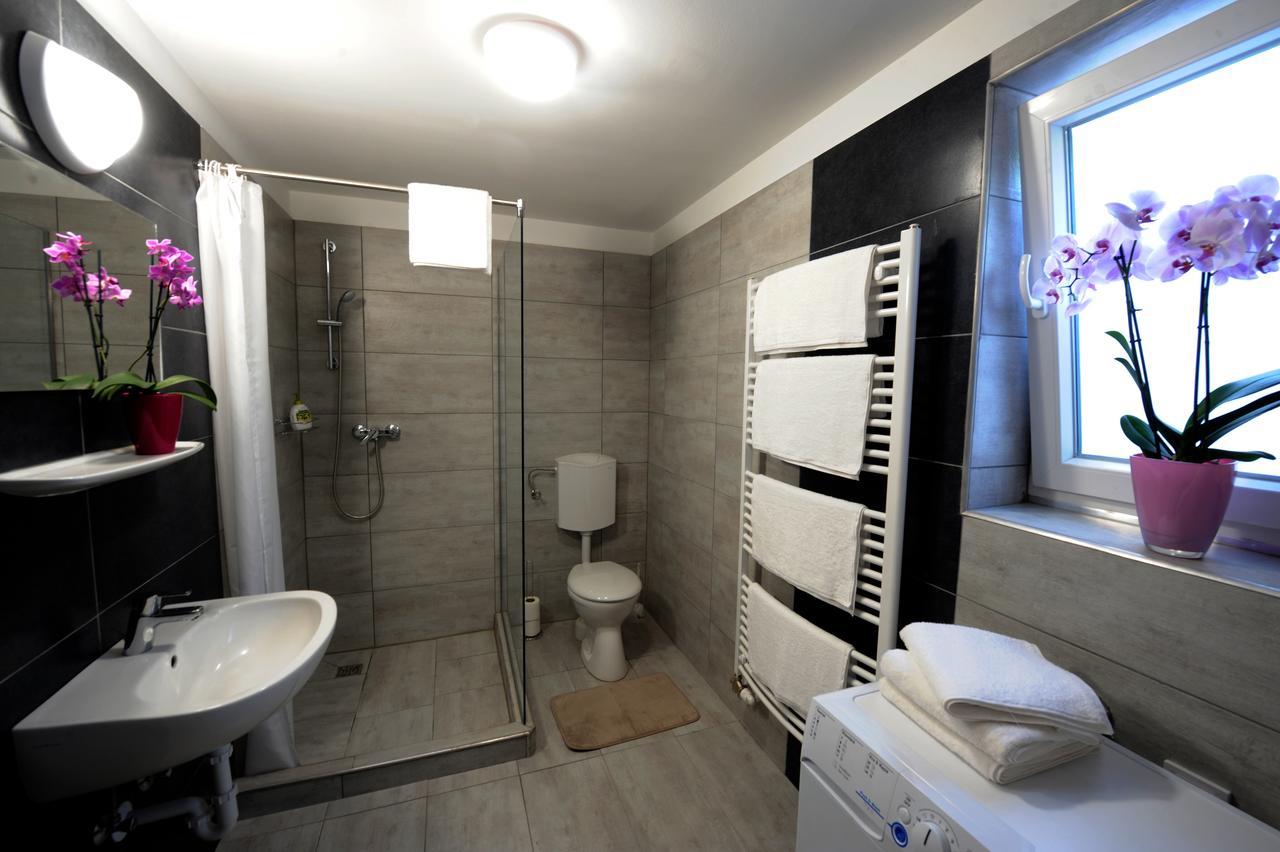 Tiszaliget Apartman Es Szallo Szolnok Exteriér fotografie