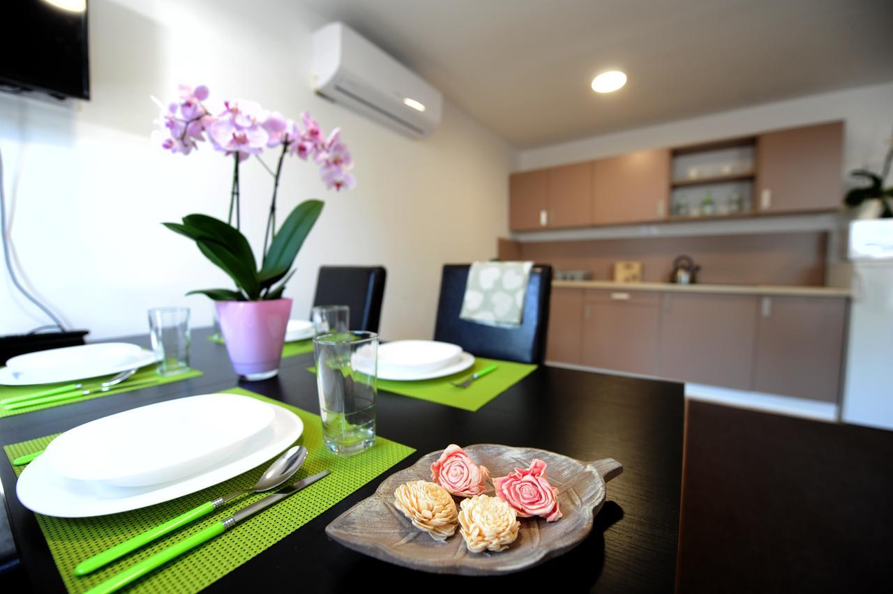 Tiszaliget Apartman Es Szallo Szolnok Exteriér fotografie